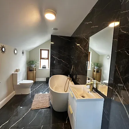 54 Stracomer Hill Bundoran