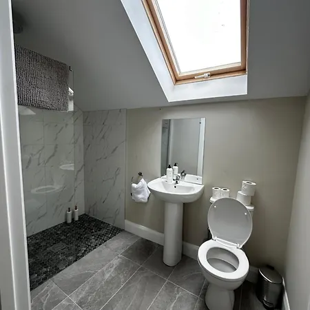 54 Stracomer Hill Bundoran * Single Street